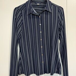 Tommy Hilfiger button down shirt woman’s Size Small in navy